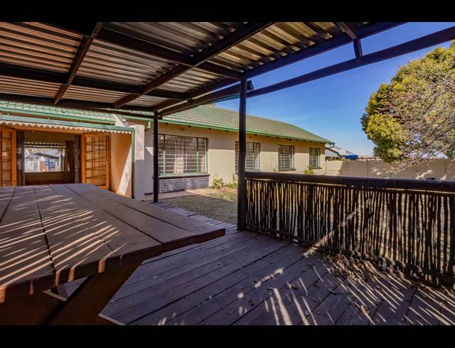 3 Bedroom House to Rent Krugersdorp