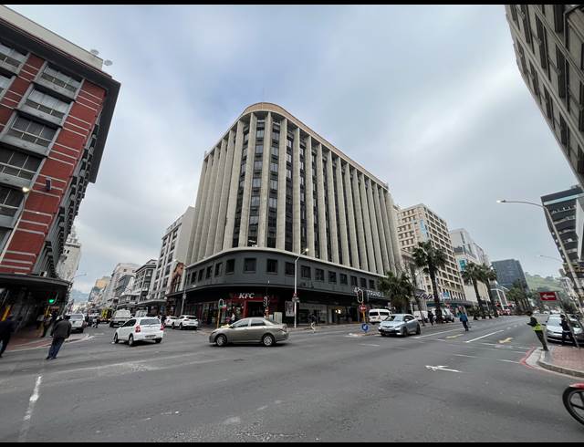 695M² OFFICE TO LET IN CAPE TOWN CITY CENTRE
