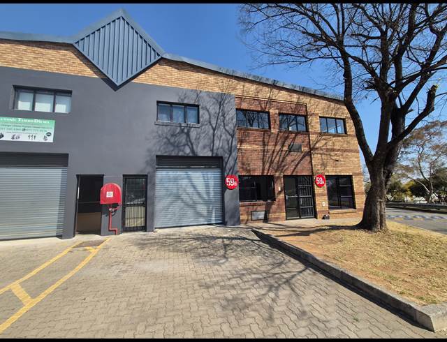 221M² WAREHOUSE TO LET IN ALLANDALE