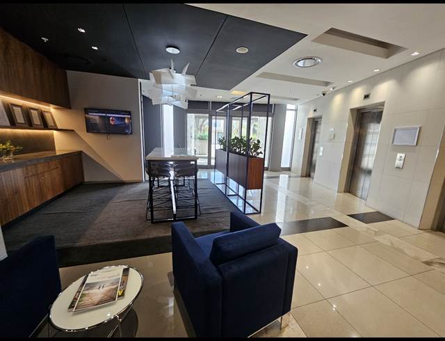 321M² OFFICE TO LET IN CENTURY CITY