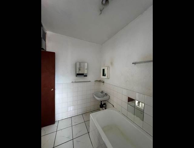 2 BEDROOM PROPERTY TO RENT IN SUNNYSIDE