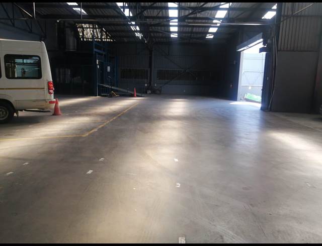 2,400M² WAREHOUSE TO LET IN CITY & SUBURBAN