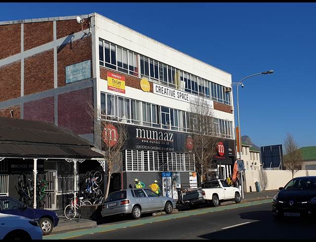 540M² BUILDING RENTED IN WOODSTOCK