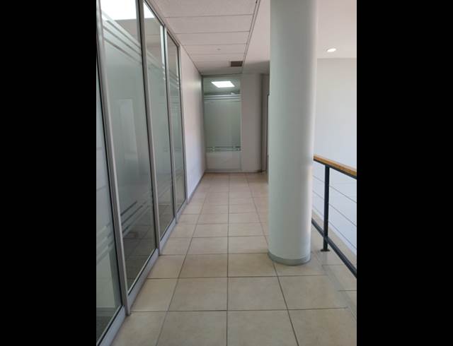 337M² OFFICE TO LET IN WESTVILLE