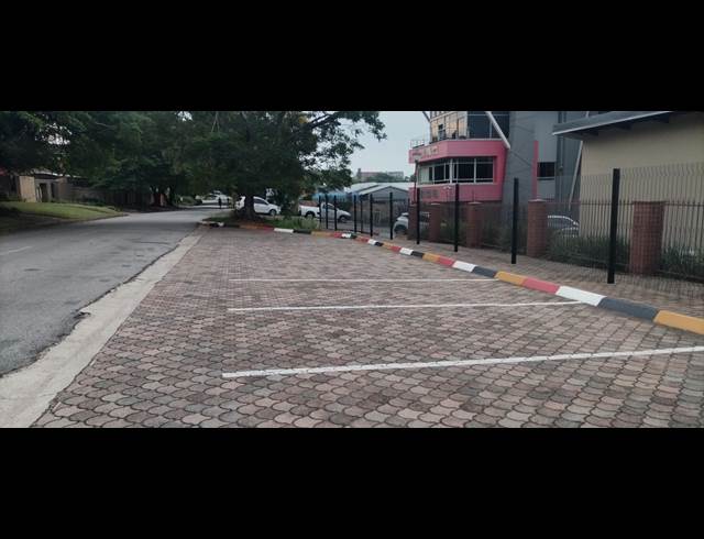 156M² OFFICE TO LET IN NELSPRUIT EXT 2