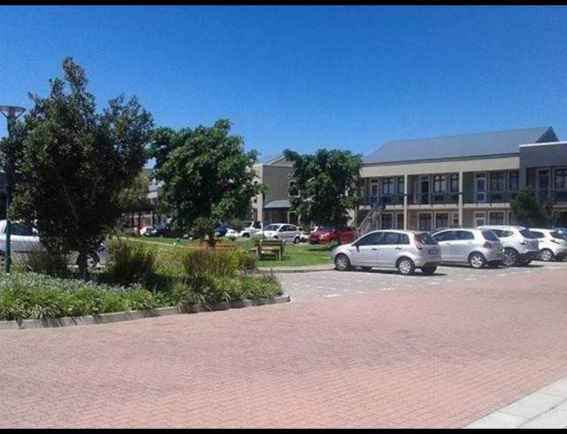 106M² OFFICE TO LET IN CENTURY CITY