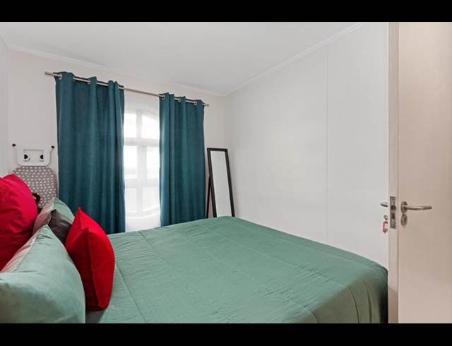 1 BEDROOM PROPERTY TO RENT IN CLAREMONT