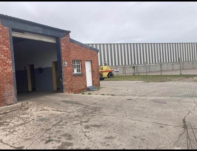 INDUSTRIAL PROPERTY TO RENT IN DEAL PARTY