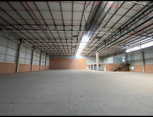 2,143M² WAREHOUSE TO LET IN GOSFORTH PARK