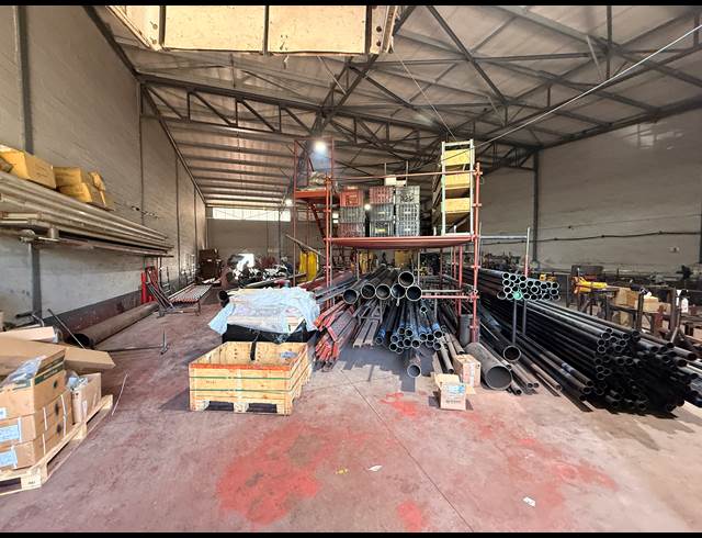 504M² WAREHOUSE TO LET IN ATLANTIC HILLS