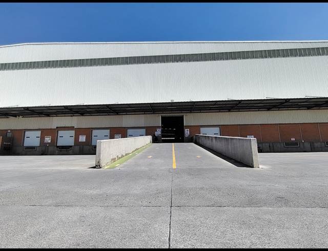 21,491M² WAREHOUSE TO LET IN GOSFORTH PARK
