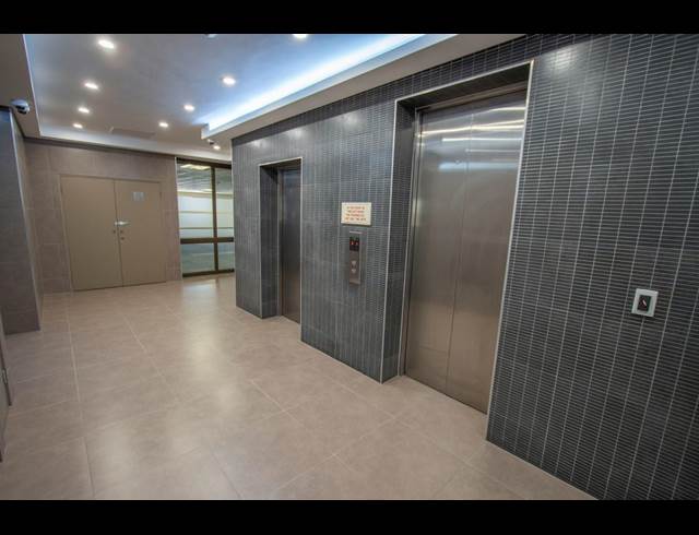 1,557M² OFFICE TO LET IN PARKTOWN