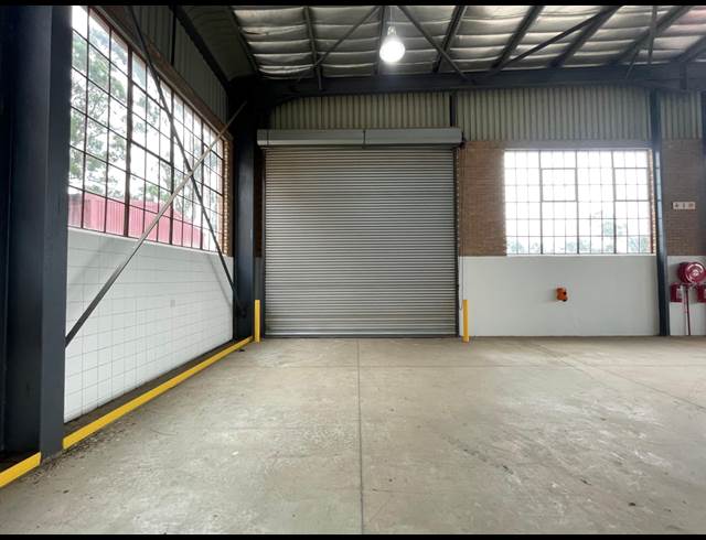 1,250M² WAREHOUSE TO LET IN CHLOORKOP