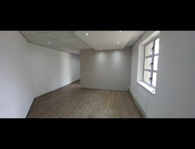 361M² OFFICE TO LET IN BRYANSTON