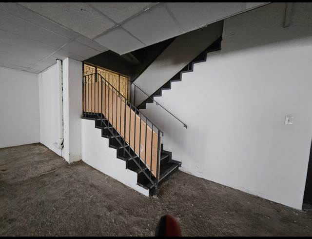 1,452M² BUILDING TO LET IN KRUGERSDORP CENTRAL