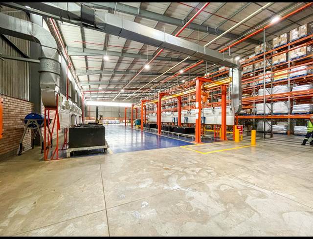 2,500M² FACTORY TO LET IN RIVERHORSE VALLEY