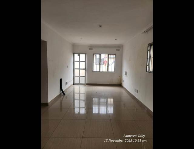 2 BEDROOM PROPERTY TO RENT IN OVERPORT