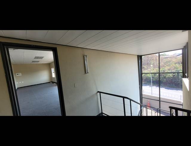 102M² OFFICE TO LET IN NELSPRUIT CENTRAL