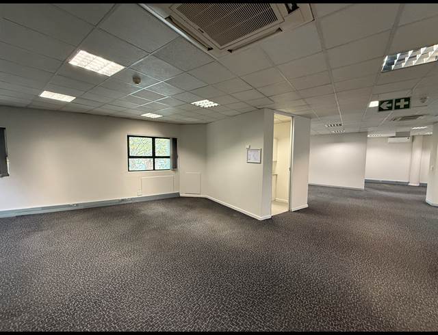 356M² OFFICE TO LET IN PARKTOWN