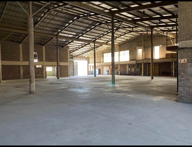 4,303M² WAREHOUSE TO LET IN MAITLAND