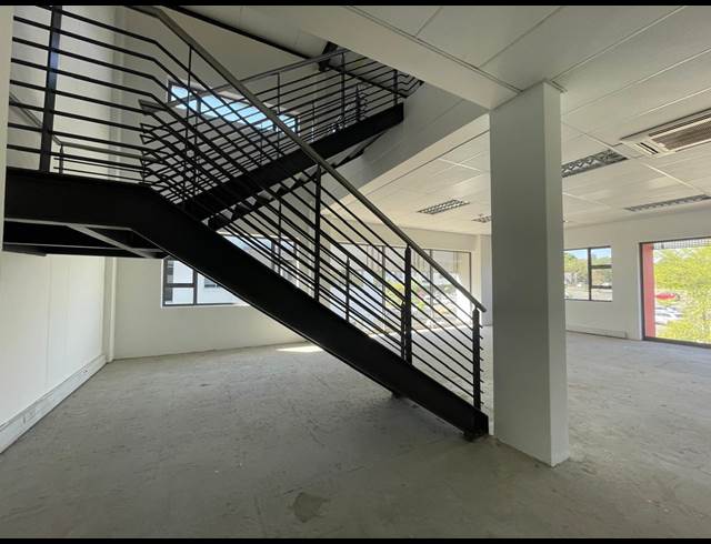 235M² RETAIL TO LET IN BRYANSTON