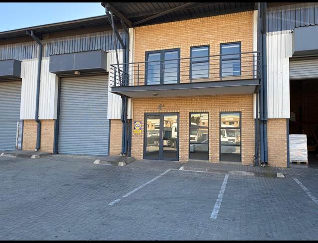284M² WAREHOUSE RENTED IN DRIEHOEK