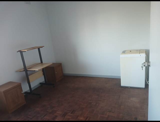 2 bed property to rent in TIJGERHOF