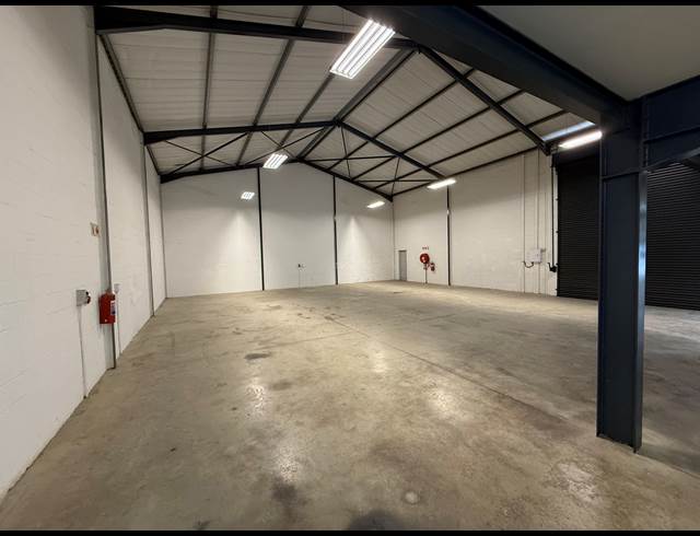 386M² WAREHOUSE TO LET IN RIVERGATE