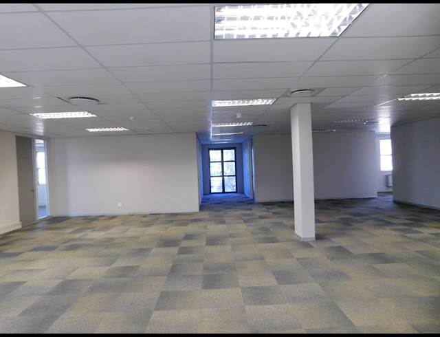 412M² OFFICE TO LET IN ILLOVO