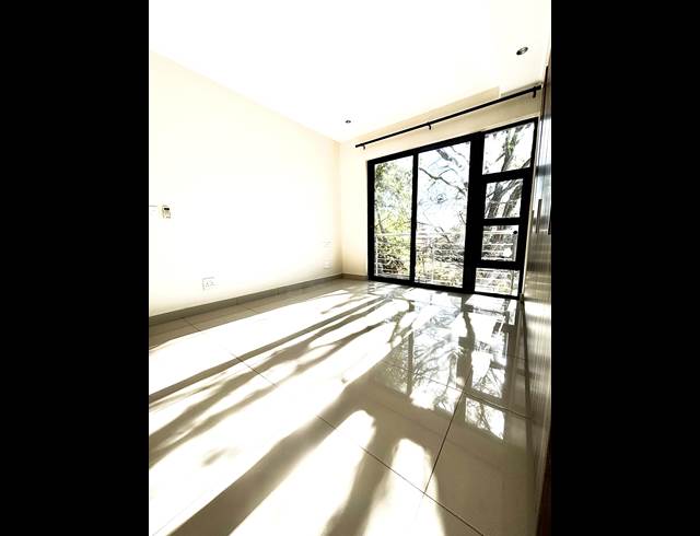 2 BEDROOM APARTMENT TO LET IN SANDTON CENTRAL
