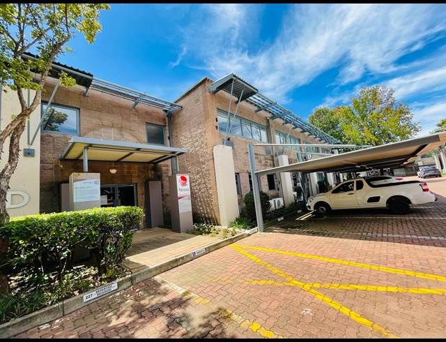 303M² OFFICE TO LET IN RANDJESPARK