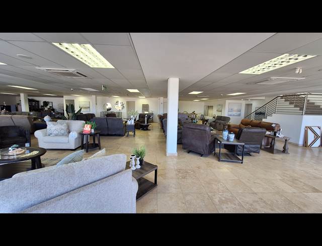 403M² RETAIL TO LET IN RIVERSIDE PARK