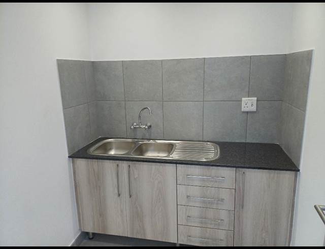 INDUSTRIAL PROPERTY TO RENT IN HIGHVELD