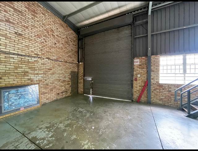 555M² WAREHOUSE TO LET IN RANDJESPARK