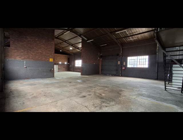 338M² BUSINESS TO LET IN BENONI SOUTH