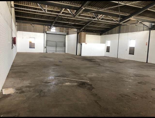 420M² WAREHOUSE TO LET IN EPPING INDUSTRIAL