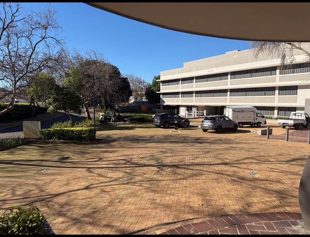 1,960M² BUILDING TO LET IN MOWBRAY