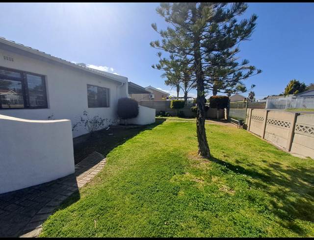 4 bed property to rent in HOSPITAL HILL