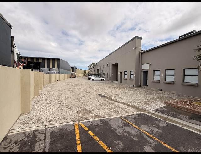 538M² WAREHOUSE TO LET IN ATLAS GARDENS