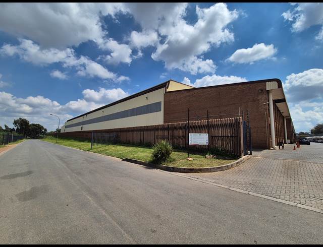24,910M² WAREHOUSE TO LET IN WADEVILLE