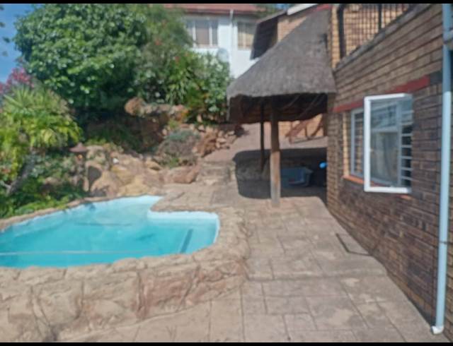 1 bed property to rent in OAKDENE