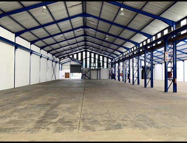 1,704M² FACTORY TO LET IN BEACONVALE