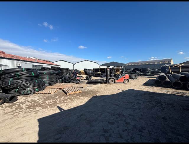 815M² WAREHOUSE TO LET IN BLACKHEATH INDUSTRIAL