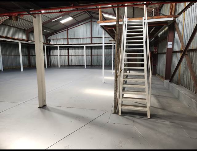 722M² WAREHOUSE RENTED IN ARCADIA