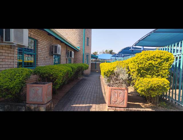 687M² BUILDING TO LET IN NELSPRUIT INDUSTRIAL