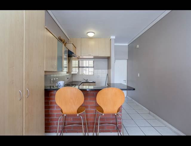 2 BEDROOM APARTMENT RENTED IN TYGER WATERFRONT