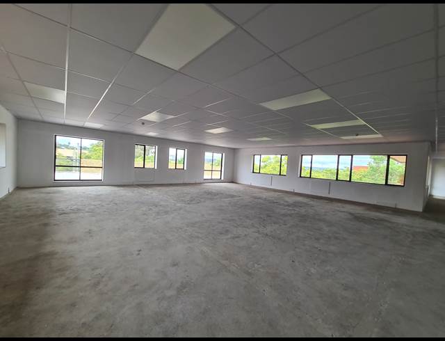 723M² OFFICE TO LET IN VORNA VALLEY