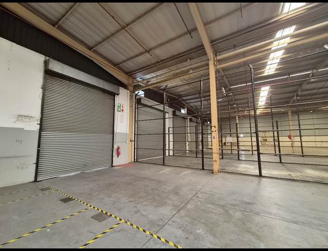 6,242M² WAREHOUSE TO LET IN HALFWAY HOUSE