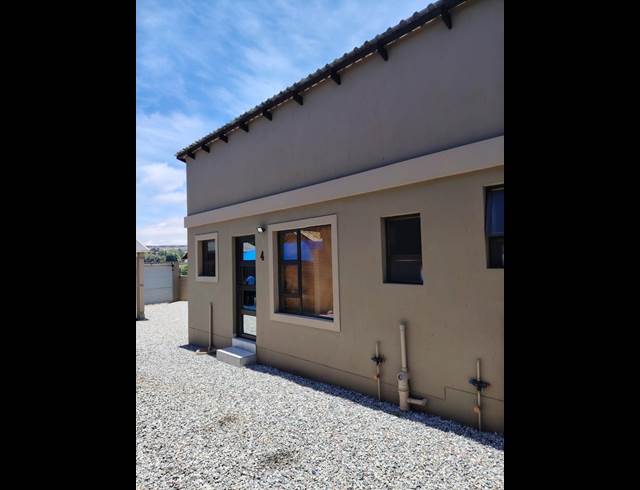 1 bed property to rent in DAVIDSONVILLE