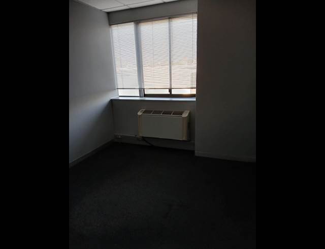 330M² OFFICE TO LET IN WESTVILLE